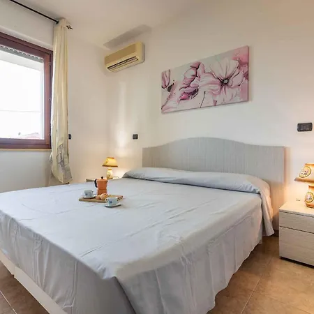 - Insel Sardinien 23211 Appartamento *
